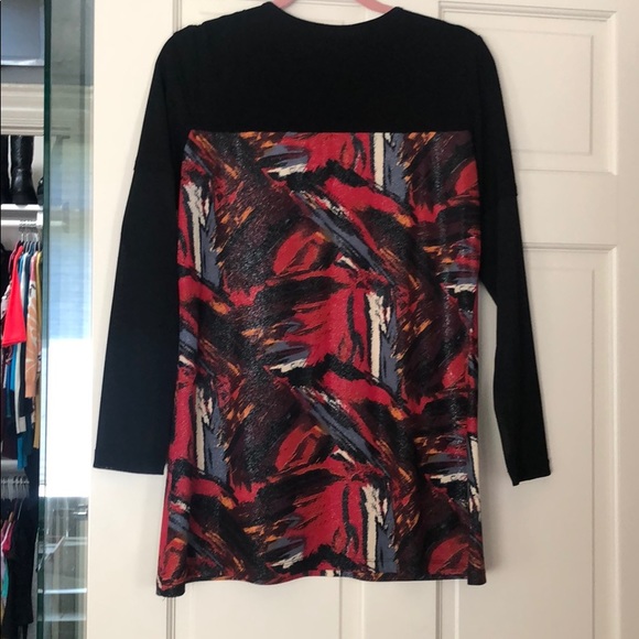 Top - Picture 4 of 6